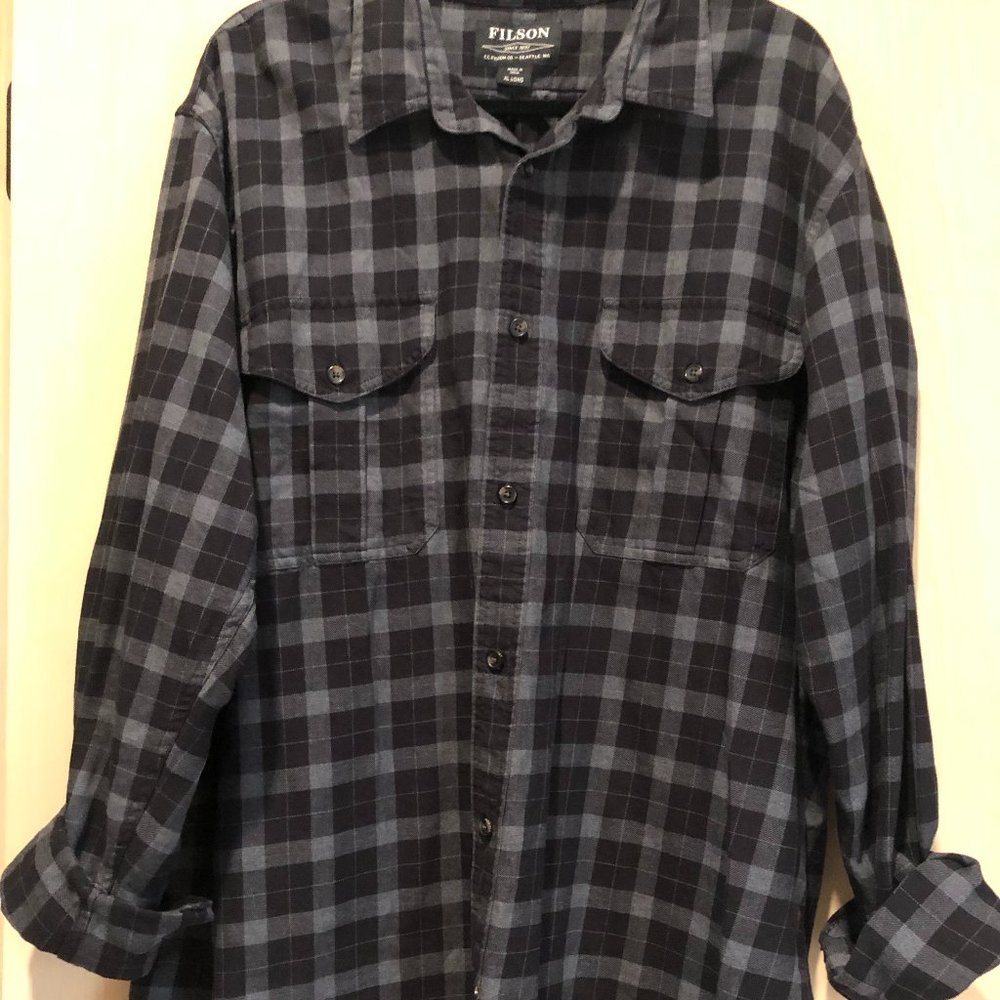 Men's Filson Plaid Long-Sleeved Button Up